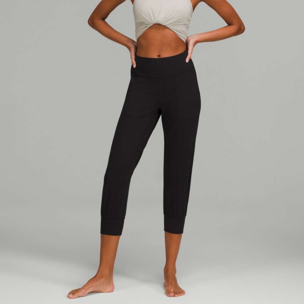 Lululemon Align High-Rise Cropped Jogger - Size 10 - Like New